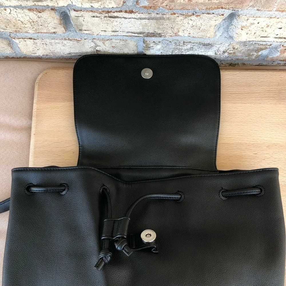 Victoria’s Secret Faux Leather Drawstring Magnet Black Backpack 15”W 12”H 6”D